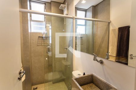 Banheiro da Suíte de apartamento para alugar com 3 quartos, 90m² em Centro, Belo Horizonte