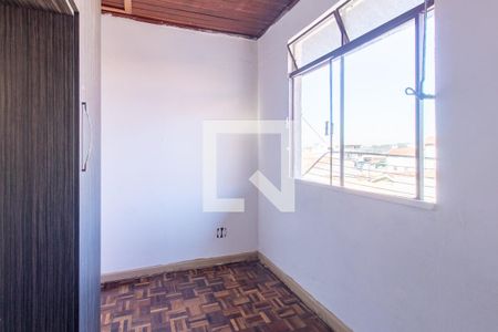 Quarto 1 de apartamento para alugar com 2 quartos, 45m² em Cidade Industrial, Curitiba