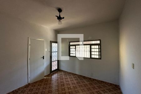 Dormitório 01 de casa para alugar com 3 quartos, 100m² em Ipiranga, Ribeirão Preto