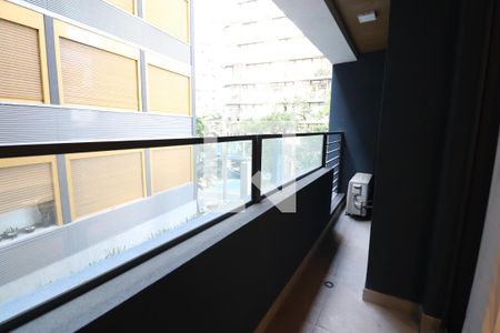 Varanda de kitnet/studio à venda com 1 quarto, 22m² em Sumarezinho, São Paulo