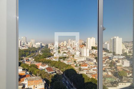 Vista Quarto de apartamento para alugar com 2 quartos, 32m² em Parque Vitoria, São Paulo