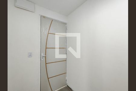 Entrada de kitnet/studio para alugar com 1 quarto, 32m² em Tijuca, Rio de Janeiro