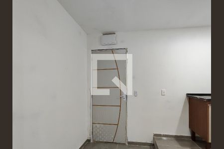 Entrada de kitnet/studio para alugar com 1 quarto, 27m² em Tijuca, Rio de Janeiro