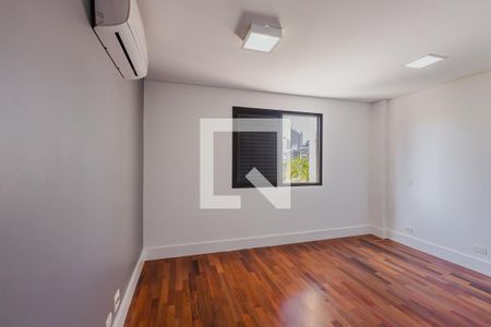 Suíte 1 de apartamento para alugar com 2 quartos, 130m² em Sumarezinho, São Paulo