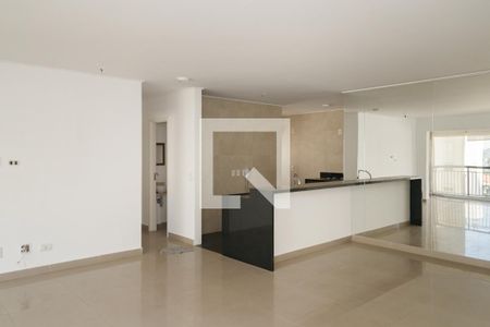 Apartamento para alugar com 2 quartos, 210m² em Vila Irmaos Arnoni, São Paulo