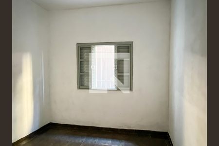 Quarto 2 de casa para alugar com 3 quartos, 110m² em Vila Zat, São Paulo