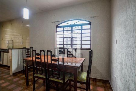 Sala de Jantar de casa à venda com 3 quartos, 209m² em Parque Gerassi, Santo André