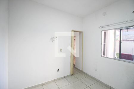Quarto 1 de casa para alugar com 2 quartos, 75m² em Centro, Nilópolis