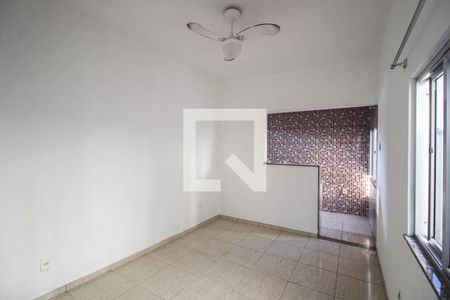 Sala de casa para alugar com 2 quartos, 75m² em Centro, Nilópolis