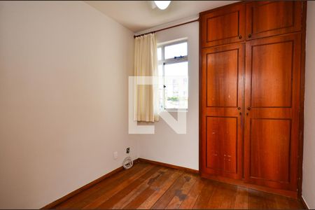 Quarto1 de apartamento à venda com 3 quartos, 120m² em Sagrada Família, Belo Horizonte