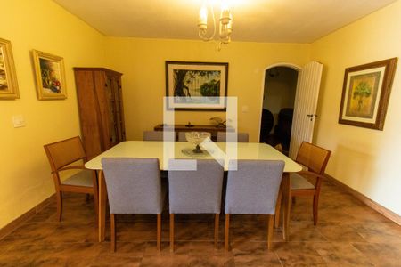 Sala de casa para alugar com 4 quartos, 710m² em Piratininga, Niterói