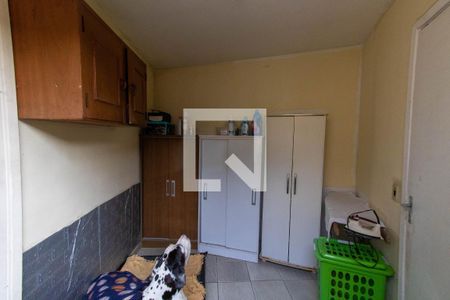 Casa à venda com 710m², 4 quartos e 4 vagas Casa à venda com 710m², 4 quartos e 4 vagasQuarto de Serviço