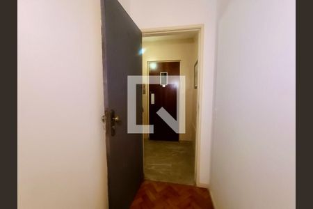 Apartamento à venda com 130m², 3 quartos e sem vagaSala