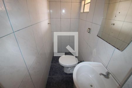 Banheiro de casa para alugar com 1 quarto, 40m² em Parque Peruche, São Paulo