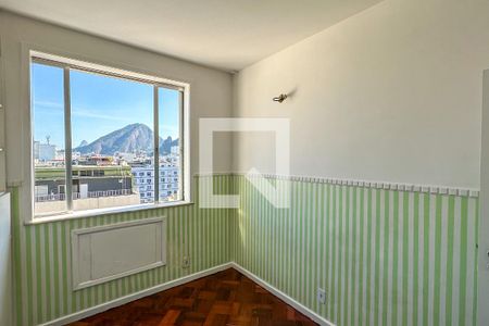 Quarto 01 de apartamento à venda com 2 quartos, 80m² em Leme, Rio de Janeiro