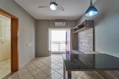 Sala de apartamento para alugar com 2 quartos, 73m² em Grajaú, Rio de Janeiro