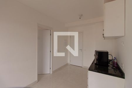 Sala/Cozinha de apartamento para alugar com 1 quarto, 29m² em Vila Independência, São Paulo