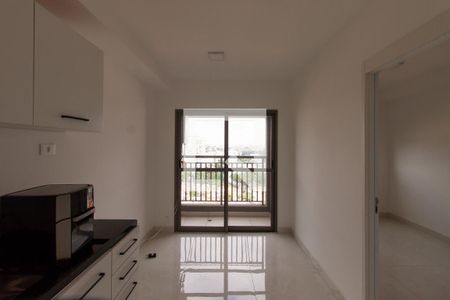 Sala/Cozinha de apartamento para alugar com 1 quarto, 29m² em Vila Independência, São Paulo