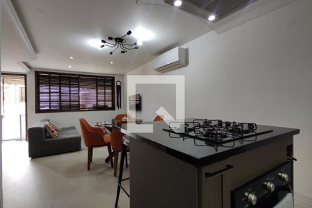 Sala de casa de condomínio à venda com 2 quartos, 80m² em Freguesia (jacarepaguá), Rio de Janeiro