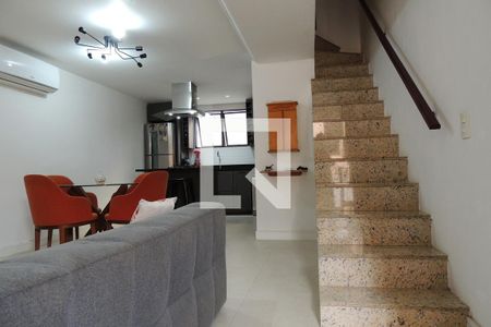 Sala de casa de condomínio à venda com 2 quartos, 80m² em Freguesia (jacarepaguá), Rio de Janeiro