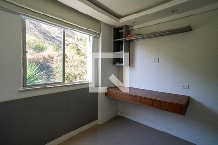 Quarto de apartamento à venda com 2 quartos, 70m² em Santana, Niterói