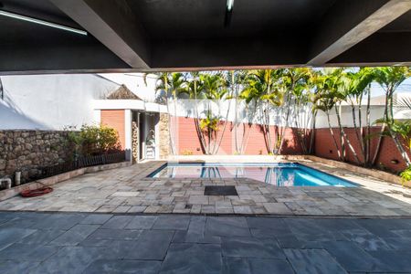 Vista da Sala de casa de condomínio para alugar com 4 quartos, 250m² em Residencial Nove (alphaville), Santana de Parnaíba