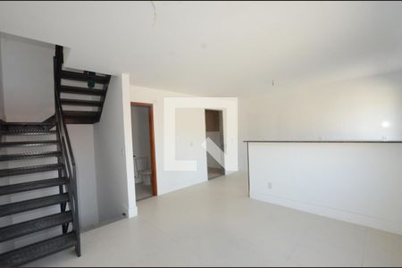 Sala de apartamento para alugar com 2 quartos, 100m² em Irajá, Rio de Janeiro
