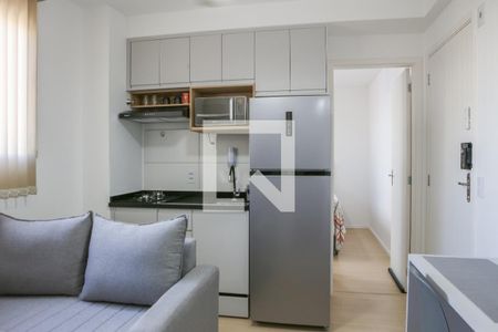 Sala e Cozinha de apartamento para alugar com 1 quarto, 24m² em Barra Funda, São Paulo