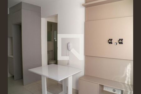 Sala/Cozinha/ Área de Serviço de apartamento para alugar com 2 quartos, 39m² em Piqueri, São Paulo