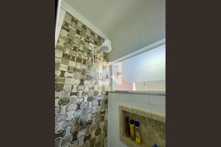 Casa à venda com 159m², 4 quartos e 2 vagas Casa à venda com 159m², 4 quartos e 2 vagasBanheiro 1