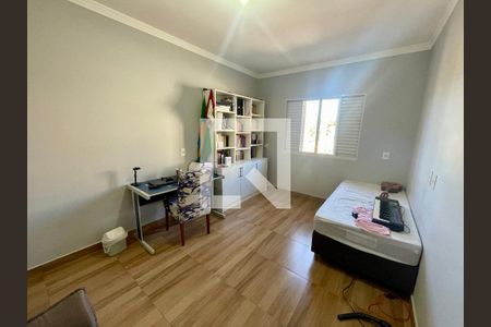 Casa à venda com 159m², 4 quartos e 2 vagas Casa à venda com 159m², 4 quartos e 2 vagasQuarto 2
