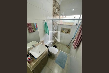 Casa à venda com 159m², 4 quartos e 2 vagas Casa à venda com 159m², 4 quartos e 2 vagasBanheiro 1