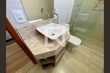 Casa à venda com 159m², 4 quartos e 2 vagas Casa à venda com 159m², 4 quartos e 2 vagasBanheiro 3