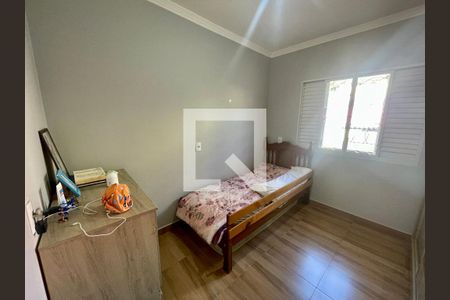 Casa à venda com 159m², 4 quartos e 2 vagas Casa à venda com 159m², 4 quartos e 2 vagasQuarto 3