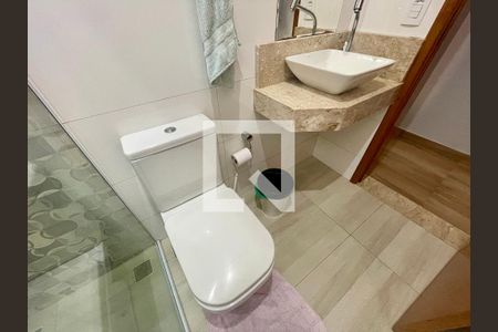 Casa à venda com 159m², 4 quartos e 2 vagas Casa à venda com 159m², 4 quartos e 2 vagasBanheiro 2