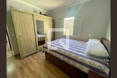 Casa à venda com 159m², 4 quartos e 2 vagas Casa à venda com 159m², 4 quartos e 2 vagasQuarto 4