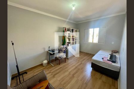 Casa à venda com 159m², 4 quartos e 2 vagas Casa à venda com 159m², 4 quartos e 2 vagasQuarto 2