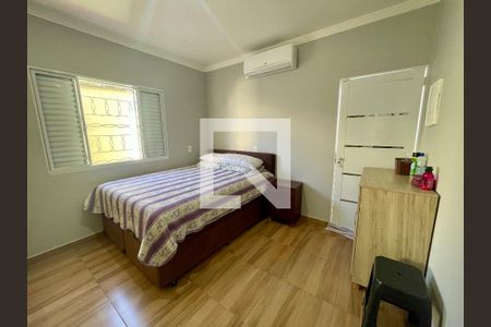 Casa à venda com 159m², 4 quartos e 2 vagas Casa à venda com 159m², 4 quartos e 2 vagasQuarto 4