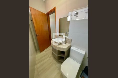 Casa à venda com 159m², 4 quartos e 2 vagas Casa à venda com 159m², 4 quartos e 2 vagasBanheiro 3