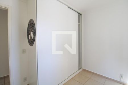 Quarto de apartamento à venda com 2 quartos, 50m² em Bonfim, Campinas