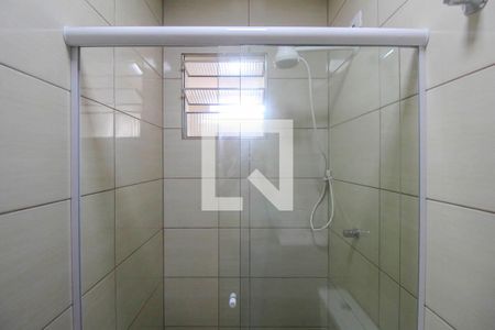 Banheiro de apartamento para alugar com 1 quarto, 27m² em Jardim Novo Carrao, São Paulo
