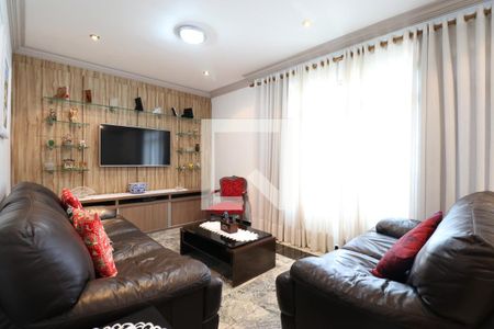 Sala de TV de casa à venda com 3 quartos, 206m² em Vila Anglo Brasileira, São Paulo