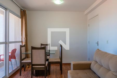Sala de apartamento à venda com 2 quartos, 61m² em Jardim Nova Europa, Campinas