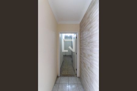 Corredor de casa para alugar com 1 quarto, 30m² em Jardim Campo Limpo, São Paulo