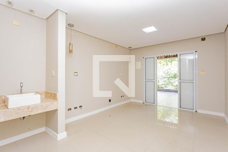 Suíte de casa para alugar com 4 quartos, 216m² em Parque Bristol, São Paulo