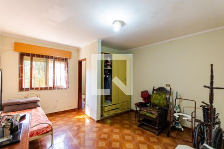 Suíte  de casa para alugar com 3 quartos, 221m² em Santa Teresinha, Santo André