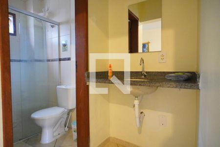 Banheiro de casa para alugar com 2 quartos, 80m² em Rio Tavares, Florianópolis