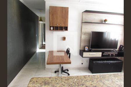 Sala de apartamento à venda com 2 quartos, 43m² em Vila Pirajussara, São Paulo