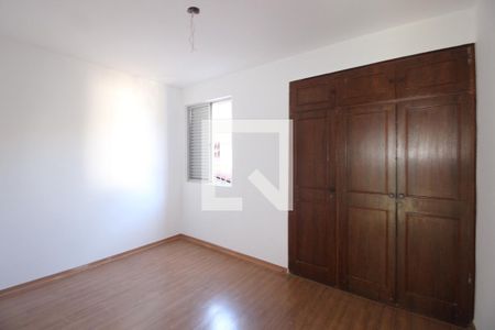 Quarto  de apartamento à venda com 3 quartos, 100m² em Santa Lúcia, Belo Horizonte