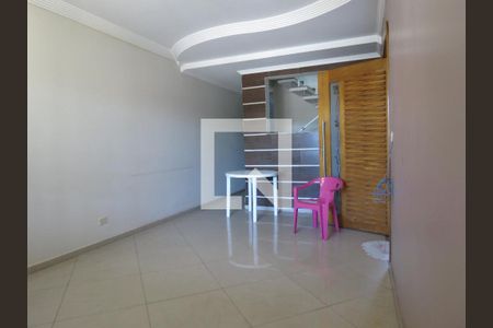 Sala 1 de casa para alugar com 4 quartos, 250m² em Jardim Mangalot, São Paulo